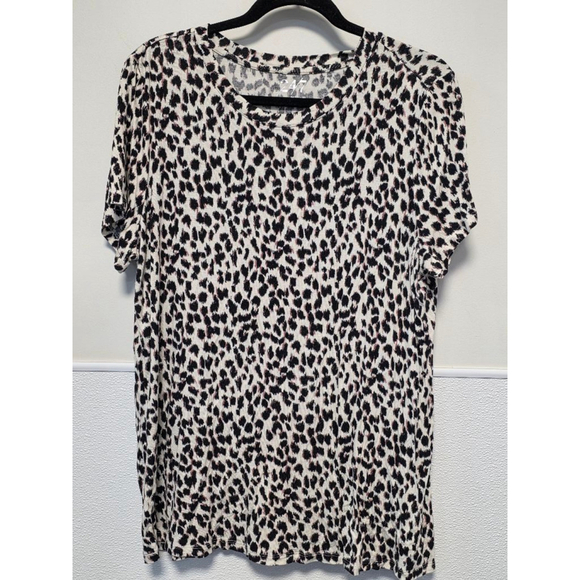 Women's Maurices T-Shirt Size OX (14-16) White/Black‎ Animal Print - Picture 1 of 6